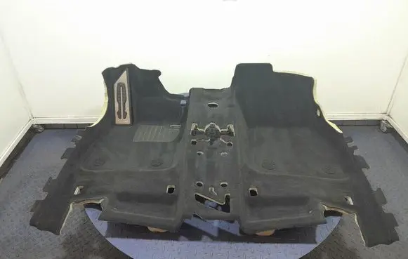 BMW M4 F82 F83 Front floor carpet liner 8073482