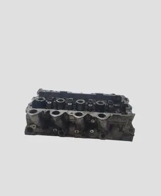 Citroen C4 I Engine head 9655911480