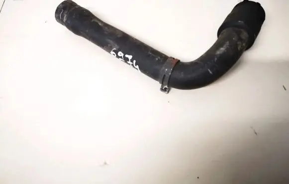 Volkswagen PASSAT B5 Engine coolant pipe/hose 8d0121101k