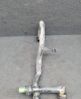 Audi A6 S6 C5 4B Engine coolant pipe/hose 059121083A