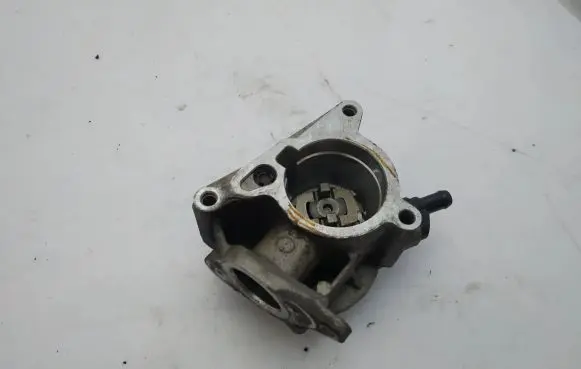 Audi A4 S4 B8 8K Vacuum pump 06H145100AB