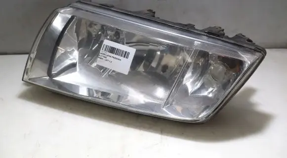 Skoda Fabia Mk2 (5J) Headlight/headlamp