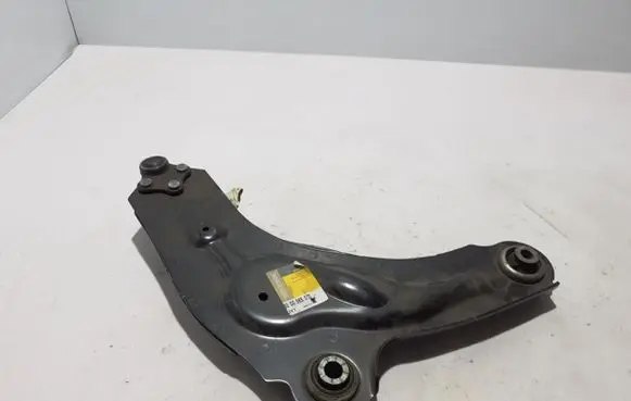 Renault Trafic II (X83) Front lower control arm/wishbone 8200565072