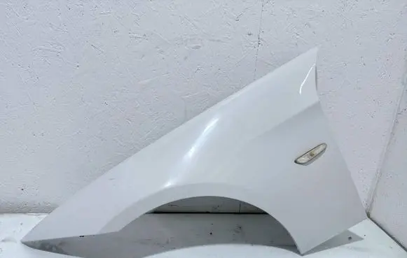 BMW 3 E90 E91 Fender 
