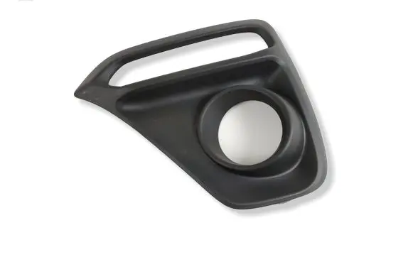 Suzuki SX4 S-Cross Front fog light trim/grill 7176163T