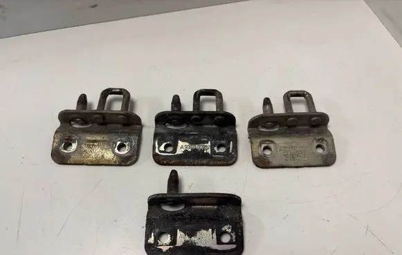 Volkswagen Crafter Front door lock A9067600077 9067600077