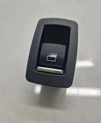 BMW 4 F36 Gran coupe Electric window control switch 9361936