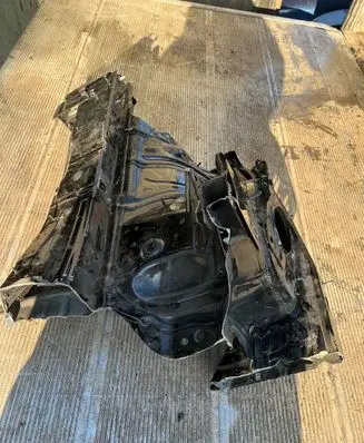Mercedes-Benz EQA Front side member 