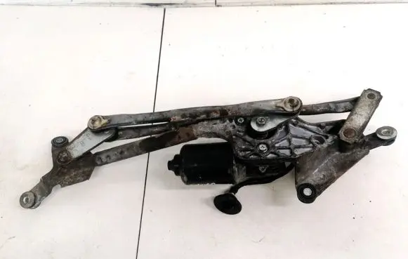 Toyota Avensis Verso Front wiper linkage and motor