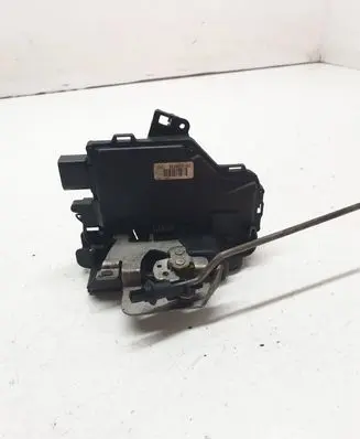 Audi A4 S4 B7 8E 8H Front door lock 8E2837015C