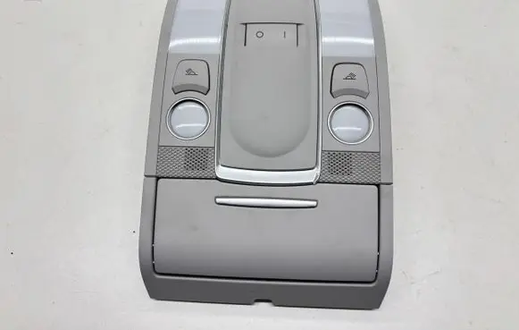 Audi A6 S6 C6 4F Front seat light 4F0947135BQ