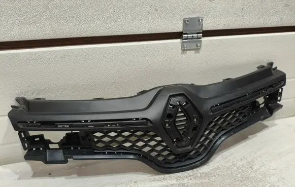 Renault Twingo III Front bumper upper radiator grill 622566433R