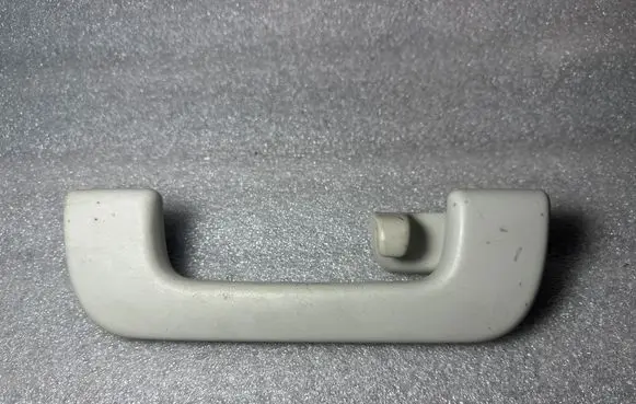 Audi Q7 4L Rear interior roof grab handle 8R0857608