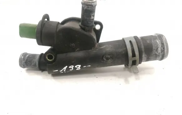 Audi A4 S4 B7 8E 8H Engine coolant pipe/hose 038121132D