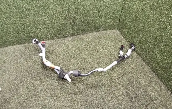 Renault Trafic III (X82) Engine coolant pipe/hose 166711160R