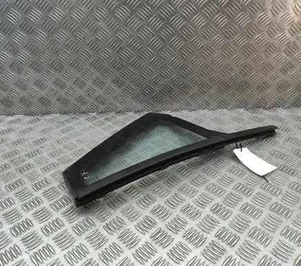 BMW X1 F48 F49 Rear vent window glass 7405603