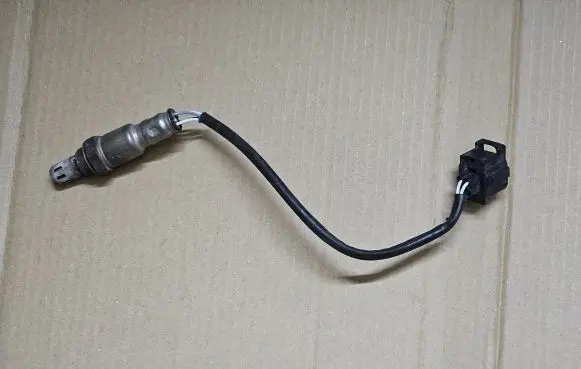 Mercedes-Benz GL X166 Lambda probe sensor A0065422018 0065422018