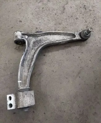 Opel Vectra C Front lower control arm/wishbone