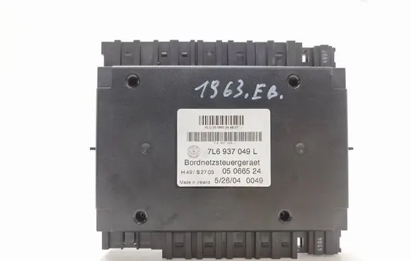 Volkswagen Touareg I Comfort/convenience module 7L6937049L 05066524