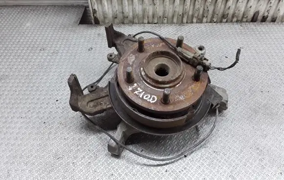 Chrysler Pacifica Rear wheel hub spindle/knuckle 