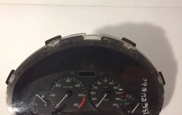 Citroen Berlingo Speedometer (instrument cluster) 9648836380