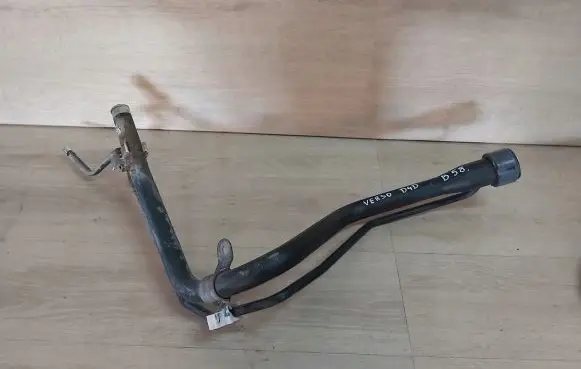 Toyota Verso Fuel tank filler neck pipe VERSOWLEWD4D