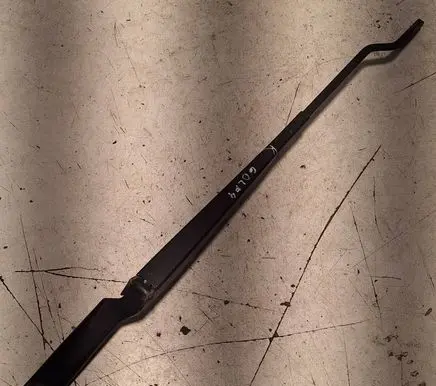 Front wiper blade arm