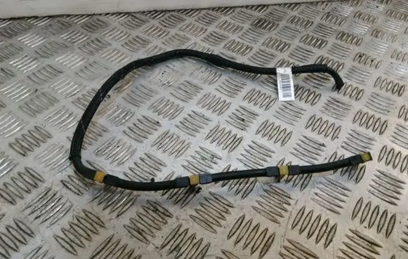 Toyota Avensis T270 Fuel return line/hose 0445130123 858345801