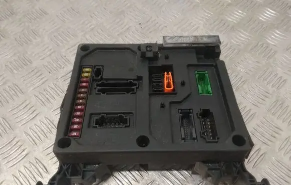 Ford Galaxy Comfort/convenience module 7M0971882A S108152001