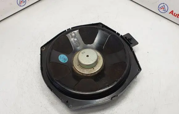 BMW 4 F32 F33 Subwoofer speaker 9210149 65139210149