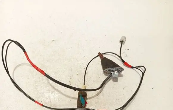 Opel Combo C Aerial GPS antenna