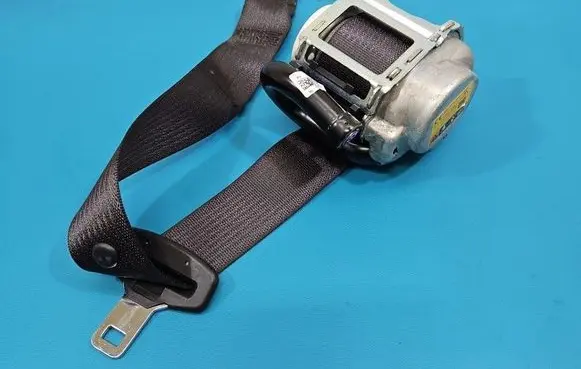 Opel Astra K Rear seatbelt 39201587 IMPRK1598657