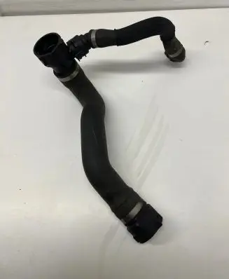 BMW X5 E70 Engine coolant pipe/hose 16185913 7808076