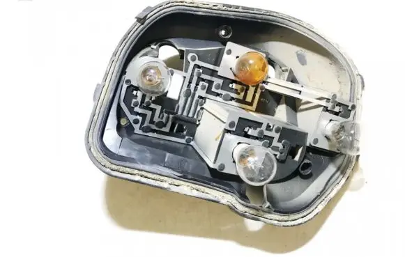 Fiat Multipla Tail light bulb cover holder