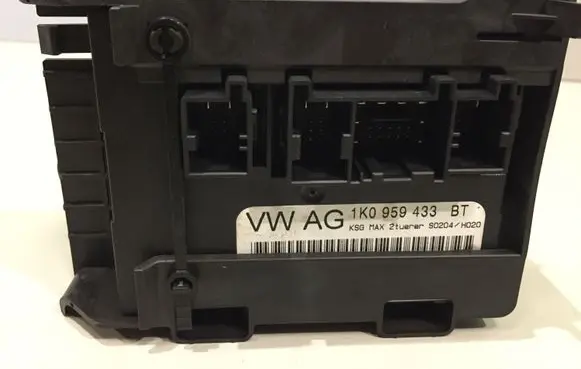 Volkswagen Tiguan Comfort/convenience module 1K0959433BT 1K0959433