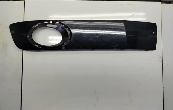 Volkswagen Transporter - Caravelle T5 Front bumper lower grill 7E5807490E