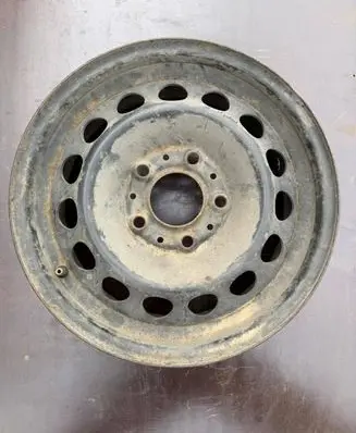 BMW 3 E36 R15 spare wheel 1095007