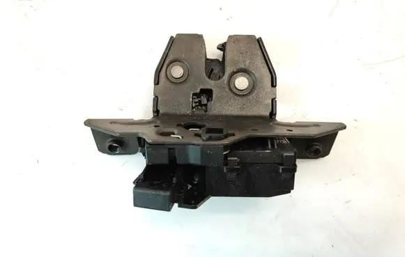 Opel Astra J Tailgate/trunk/boot lock/catch/latch