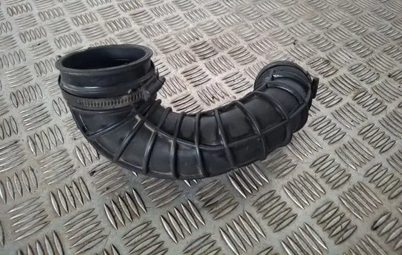 Volvo V70 Air intake hose/pipe 08634143