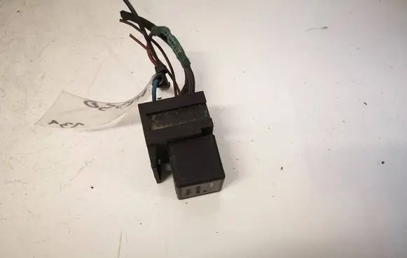 Mercedes-Benz ML W164 Other relay V23134A1X65