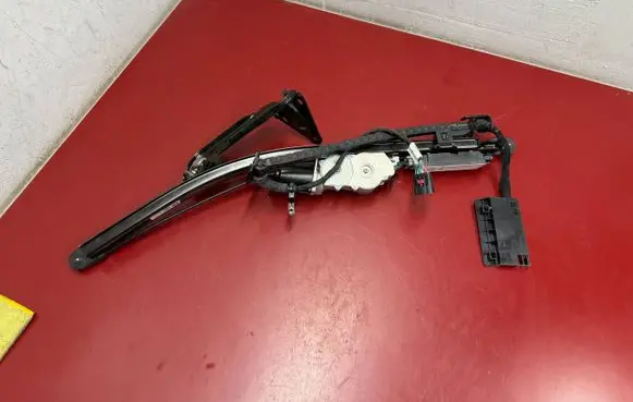 Chrysler Pacifica Sliding door motor assembly 68368919AF 68369596AD