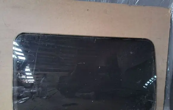 Volkswagen Transporter - Caravelle T4 Rear side window 43R00021