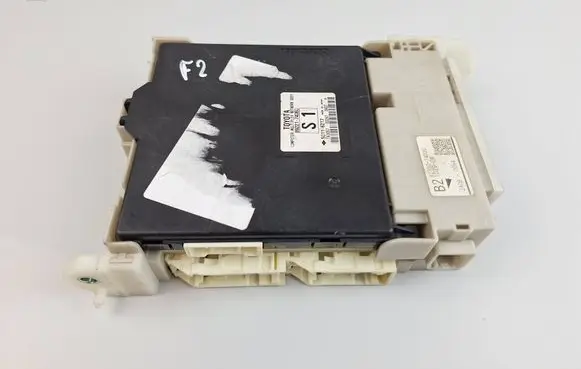 Toyota iQ On-board computer control switch 8273074020 8922174060