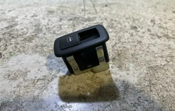 Dodge Durango Electric window control switch 68085690AC 10025586 176603