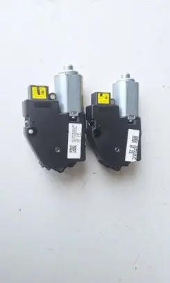 KIA Pro Cee'd III Sunroof motor/actuator K8110J7000