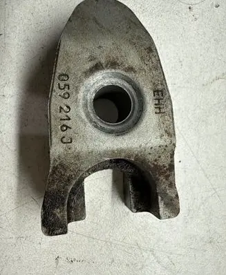 Audi A6 S6 C7 4G Fuel Injector clamp holder 059216J