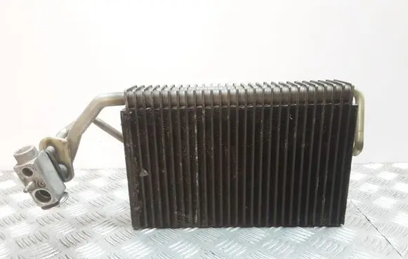 Mercedes-Benz E W211 Air conditioning (A/C) radiator (interior) A2118300158