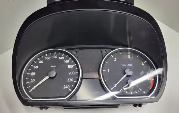 BMW 1 E81 E87 Speedometer (instrument cluster) 911019504 102495250