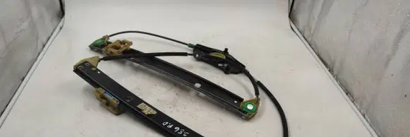 Front window lifting mechanism without motor