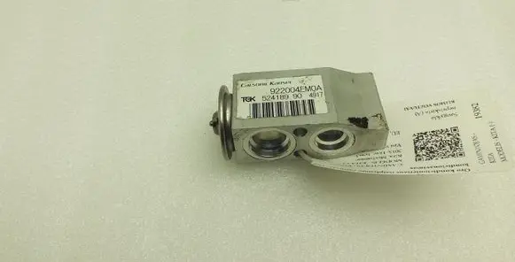 Nissan Qashqai Air conditioning (A/C) expansion valve 922004EM0A 524189904917
